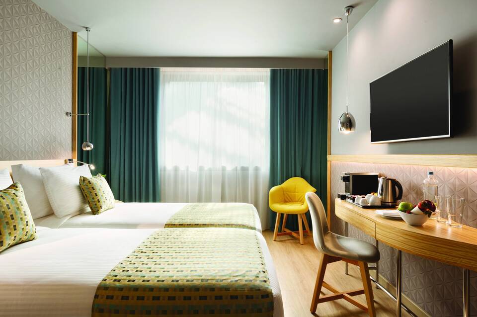 Zeus Wyndham Grand Athens 4