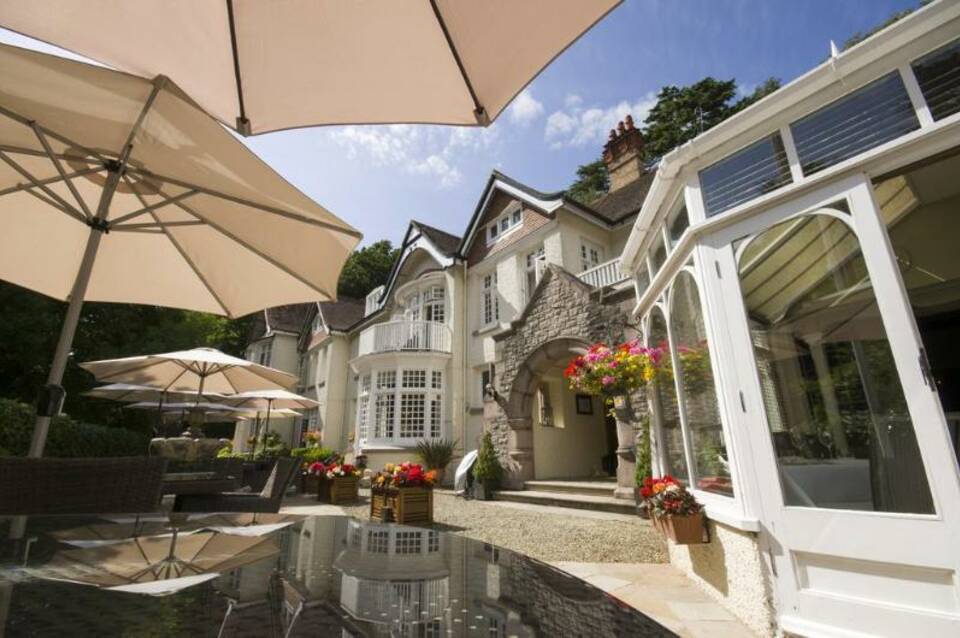 Château la Chaire & The Rozel Pub 3