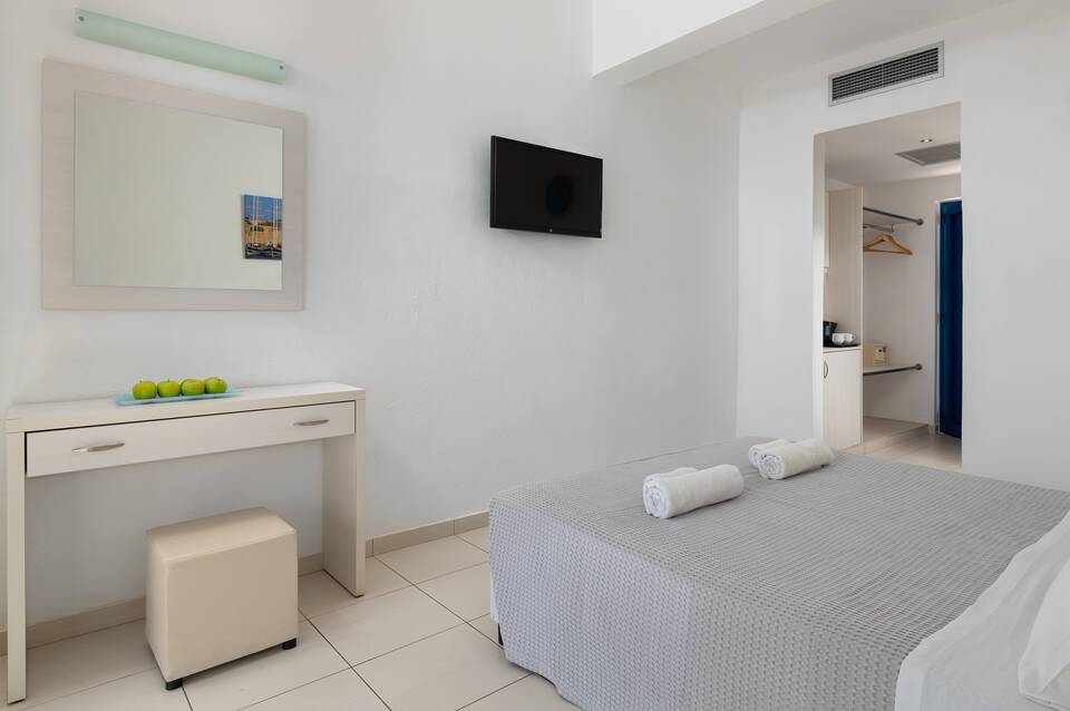 Eagles Nest Hotel 4