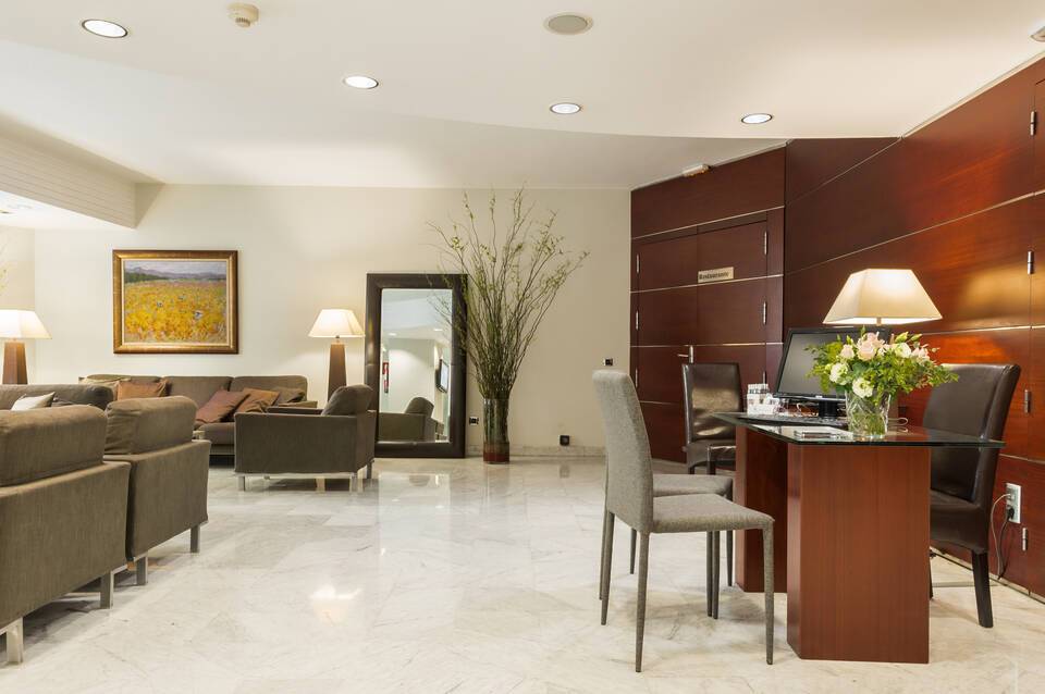 Mariano Cubi Aparthotel Barcelona 2