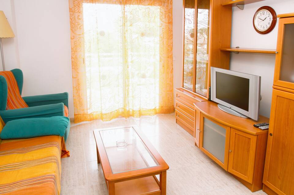 Apartments Larimar Salou Rentalmar Families Only 1