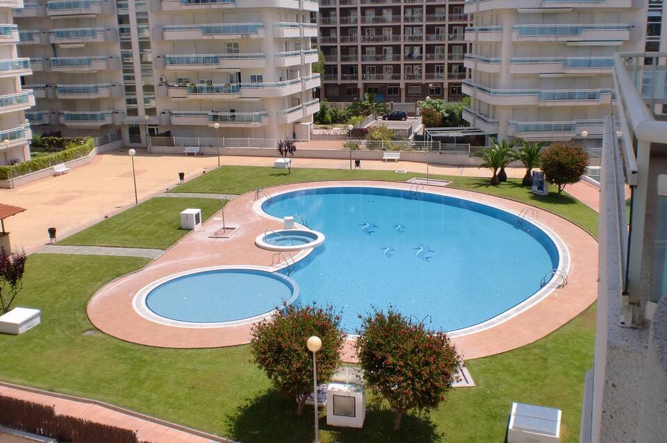 Apartments Larimar Salou Rentalmar Families Only 5