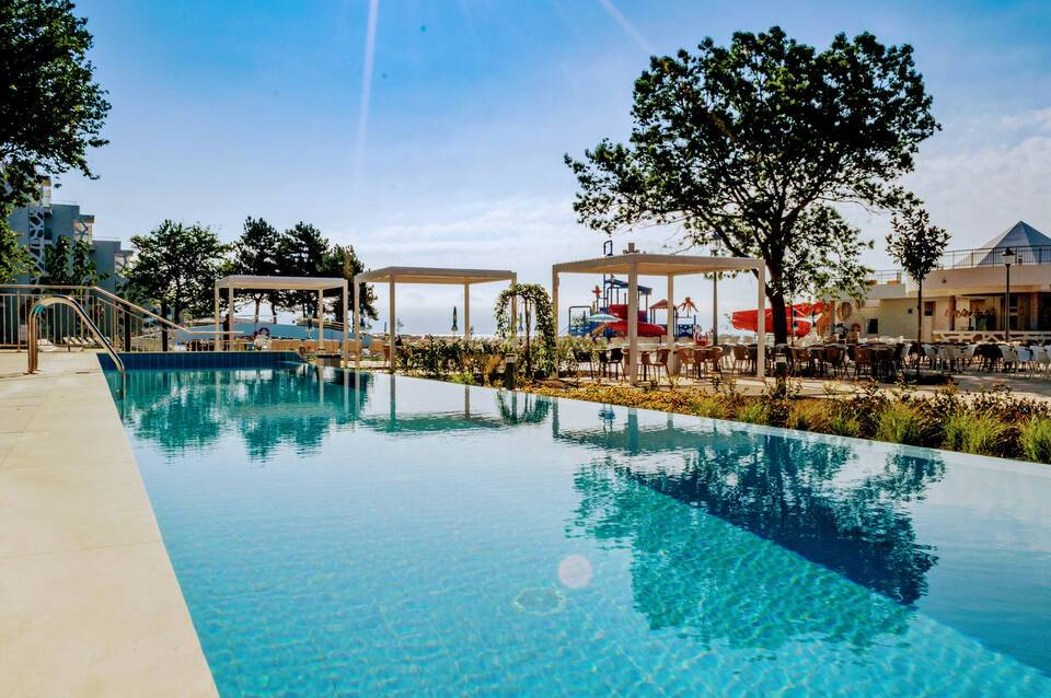 Maritim Hotel Paradise Blue Albena 2