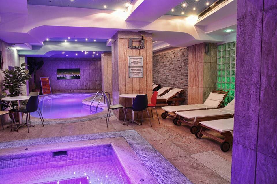 Orka Royal Hotel 1