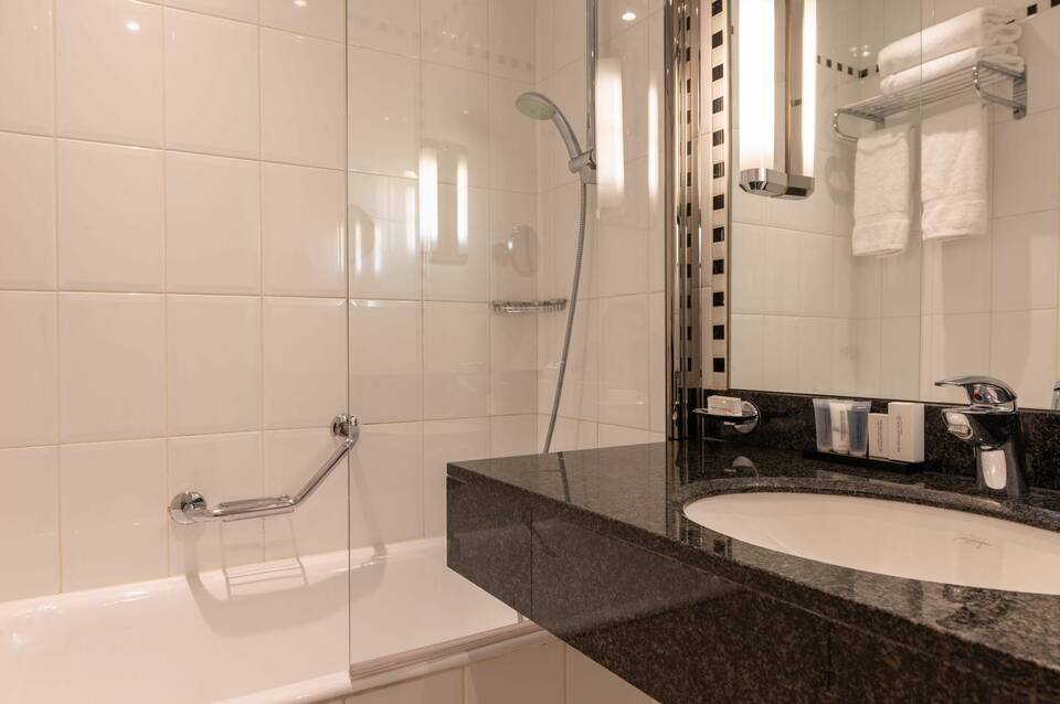 Crowne Plaza Paris-Republique 5