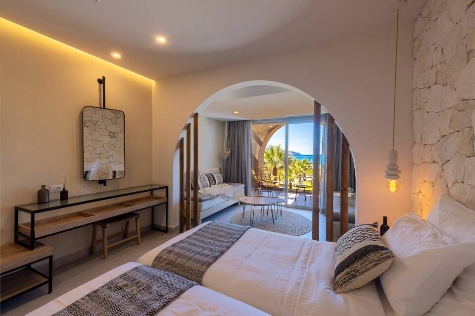 Eliros Mare Beachfront Poem Hotel 3