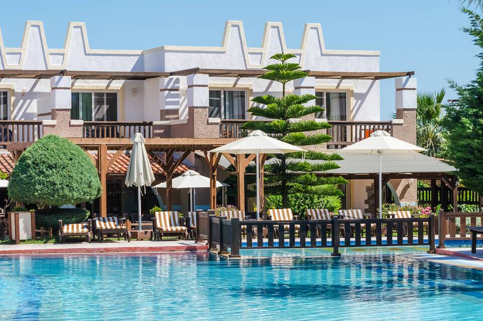Gaia Royal Hotel 2