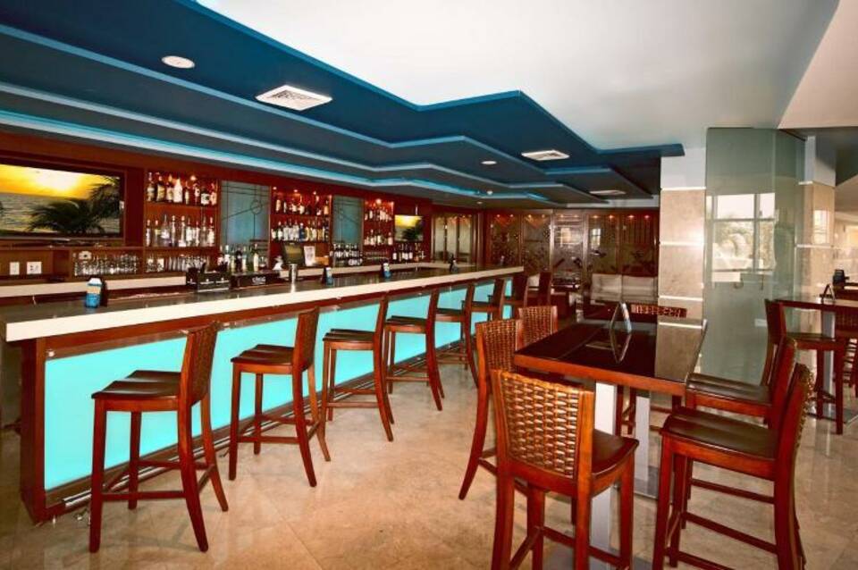 Marenas Beach Resort 2