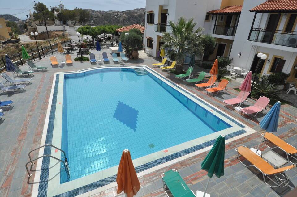 Pennystella Apartments 5