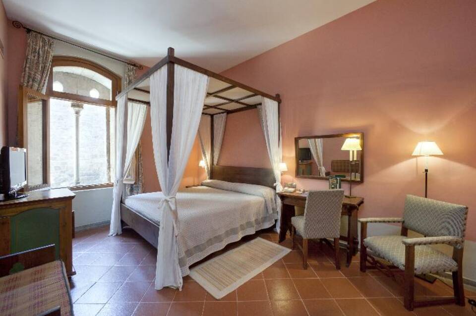 Parador De Cardona 2