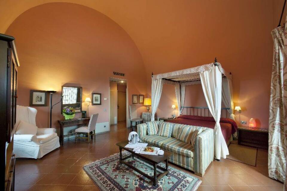 Parador De Cardona 3