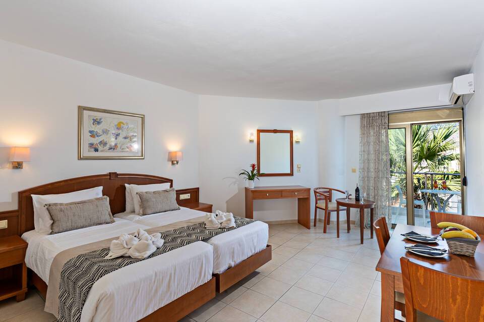 Delfina Boutique Hotel 3