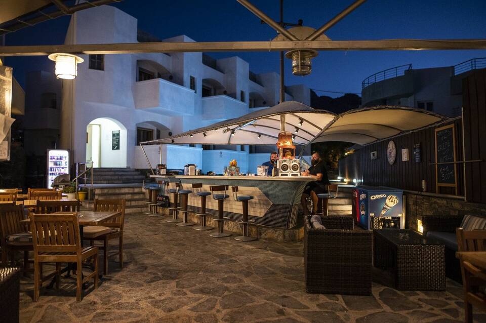 Alikes Suites & Studios 3