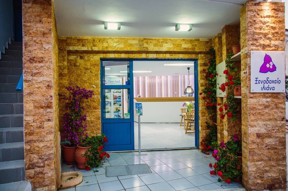 Iliana Hotel 4