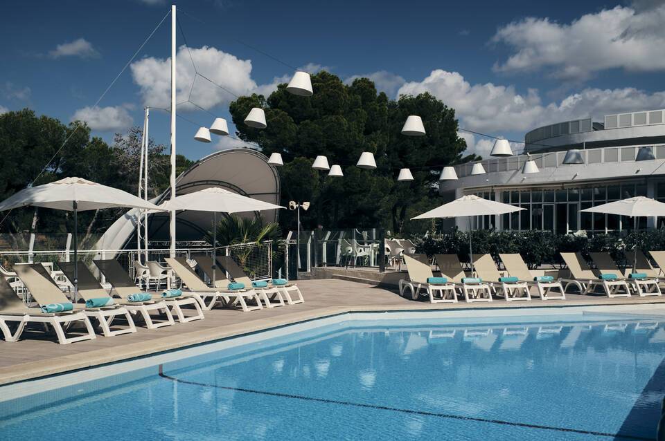 Iberostar Waves Club Cala Barca 2
