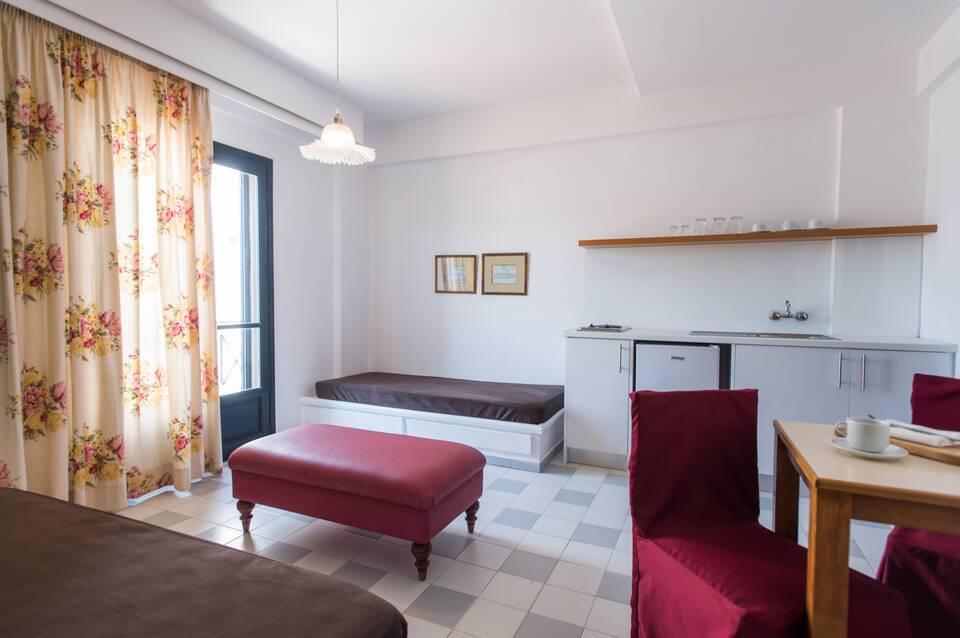 Nami Hotel & Suites 1