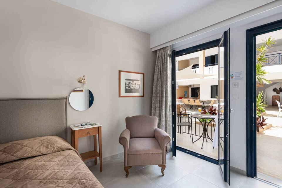 Nami Hotel & Suites 5