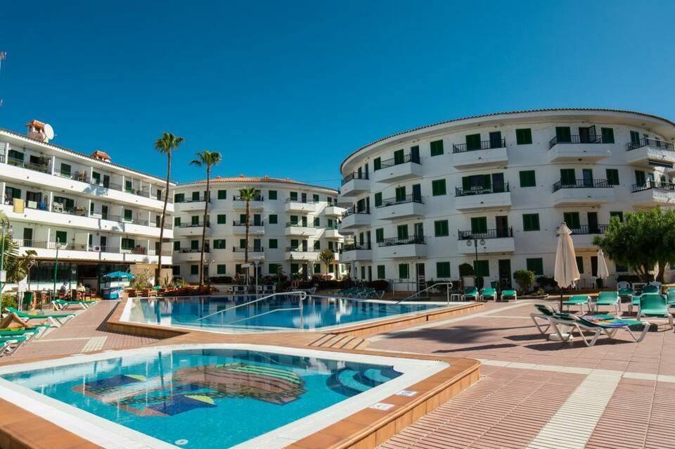 Apartamentos Las Faluas 1