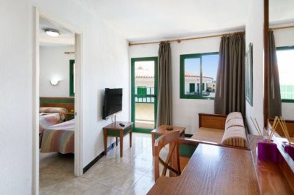 Apartamentos Las Faluas 4