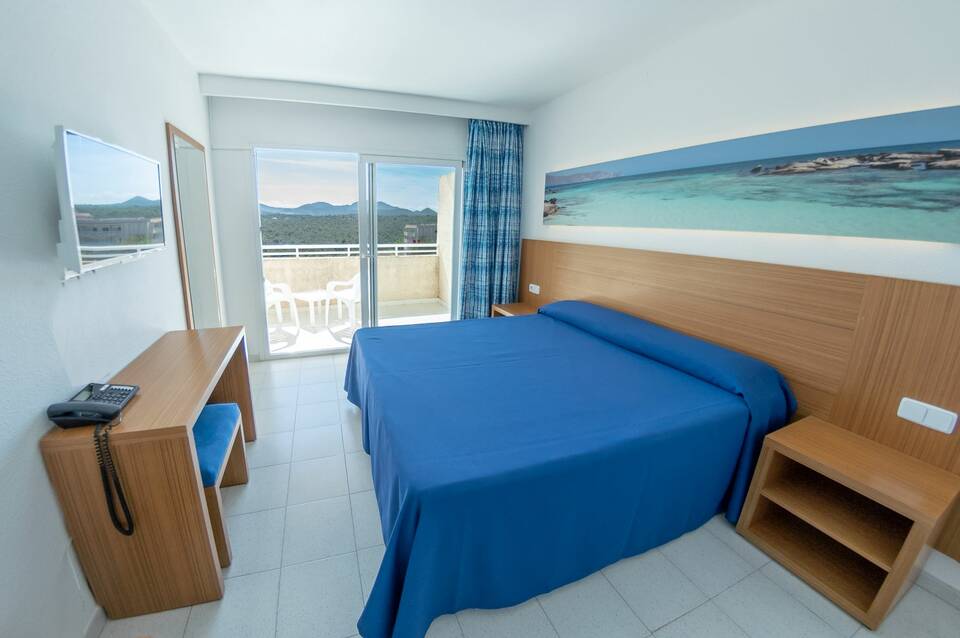 Club Cala Romani  3