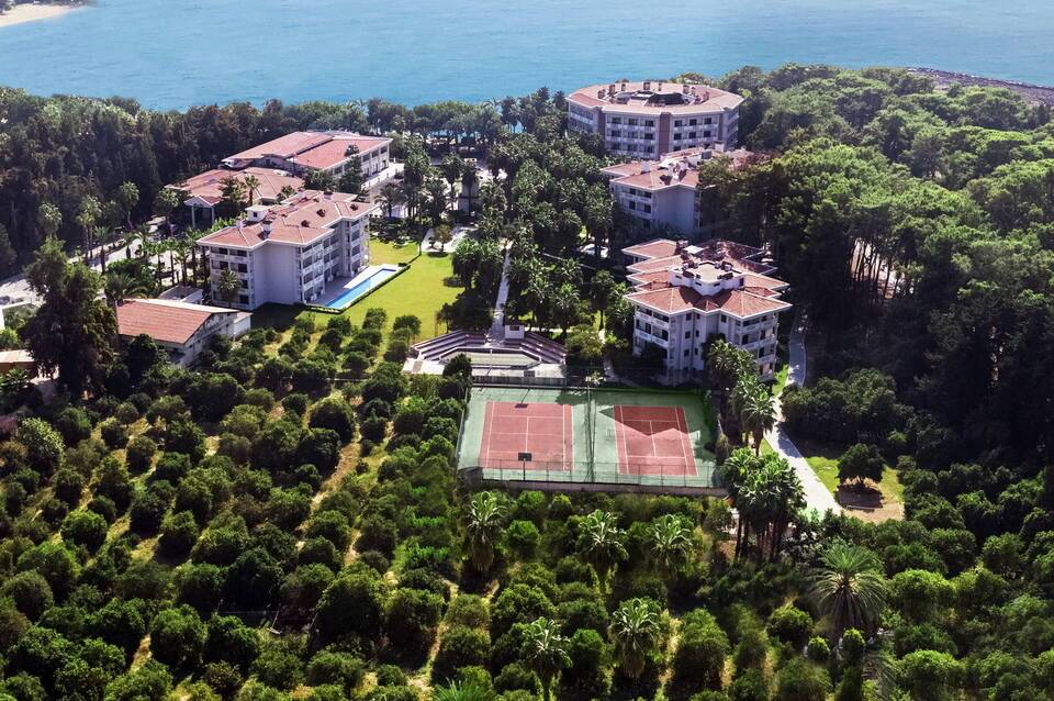 Utopia Resort & Residence 3