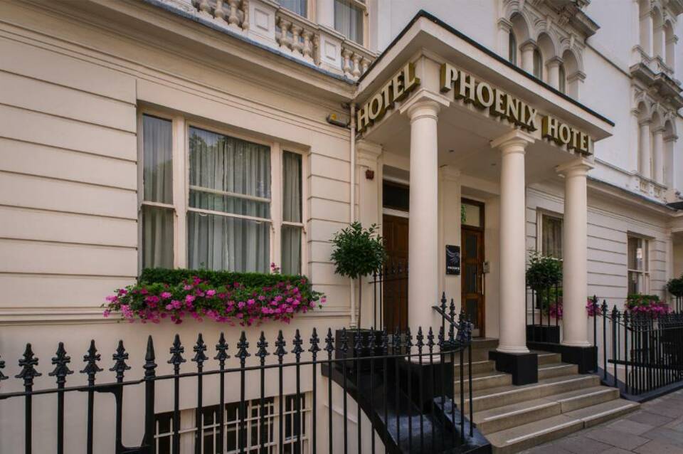 Phoenix Hotel 1