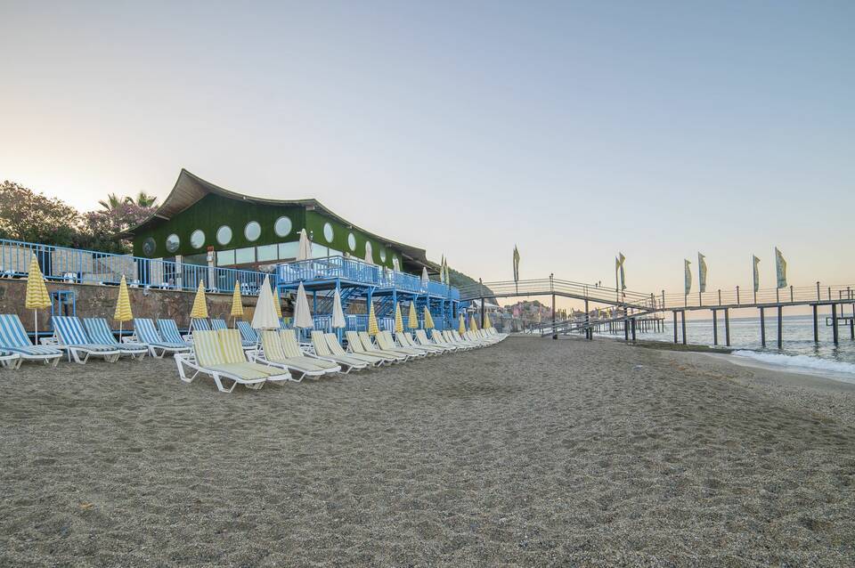 Beach Club Doganay 3