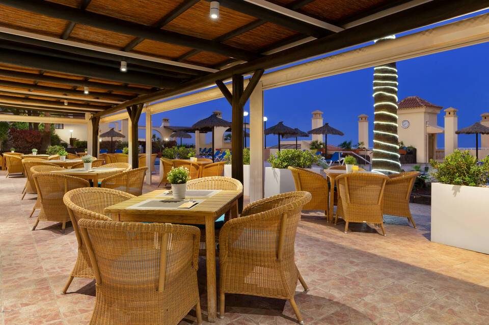 Ramada Residences by Wyndham Costa Adeje 5