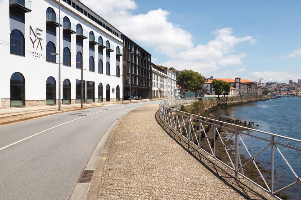 Neya Porto 1