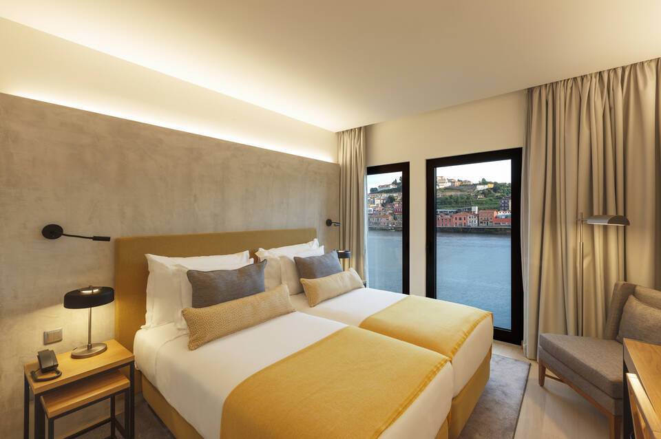Neya Porto 3