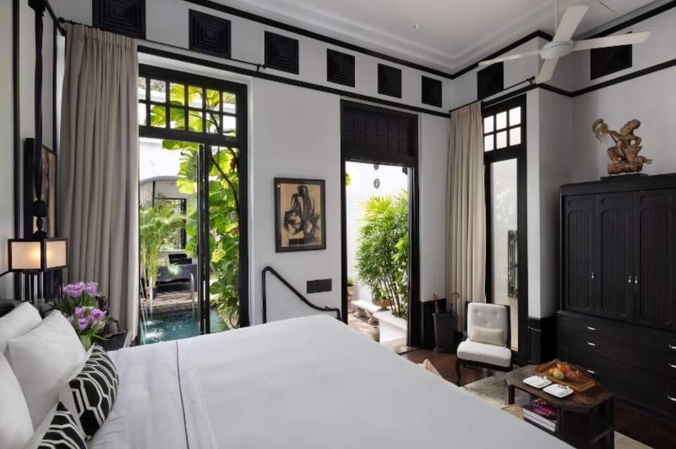 The Siam 5