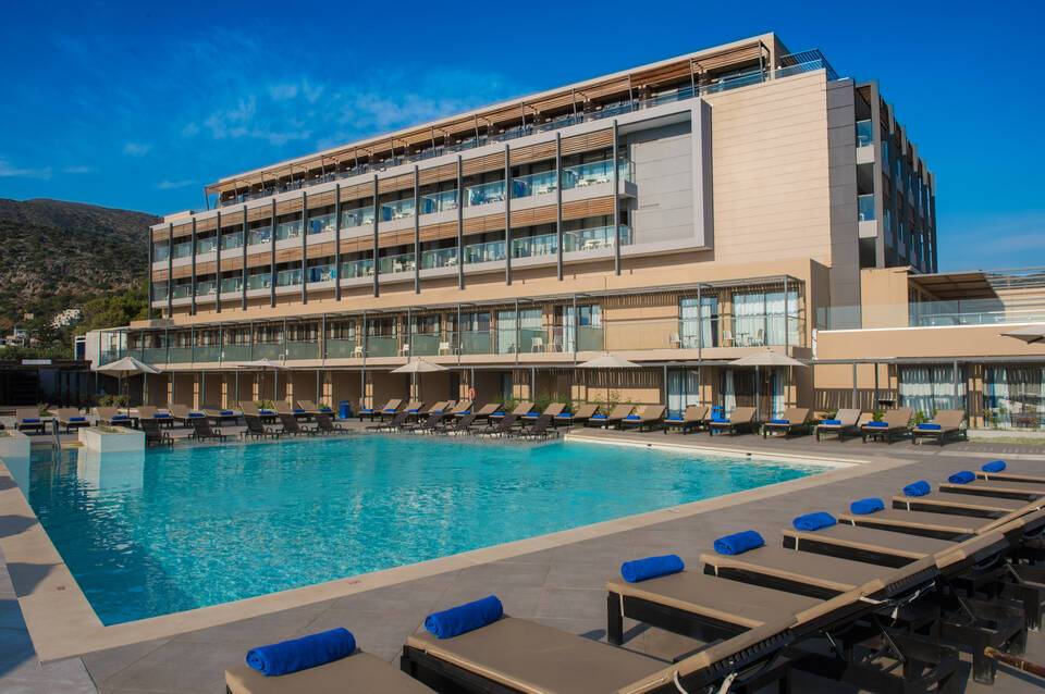 I Resort Beach Hotel & Spa 2