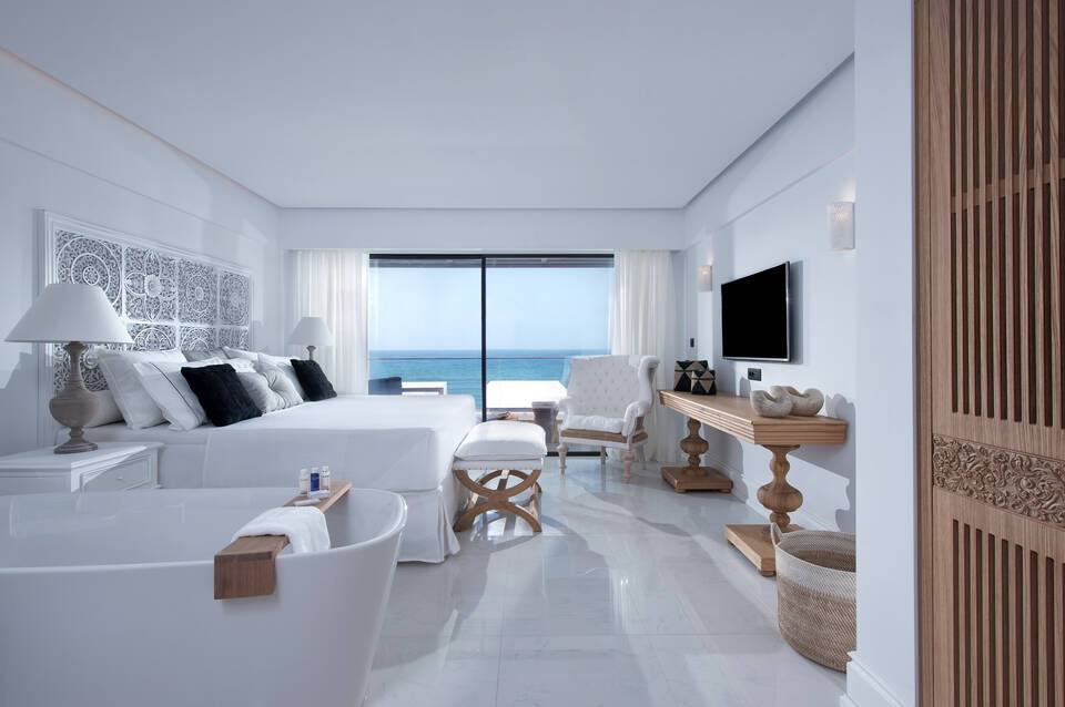 Abaton Island Resort & Spa 3
