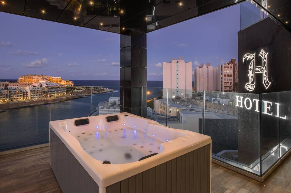 H Hotel 5