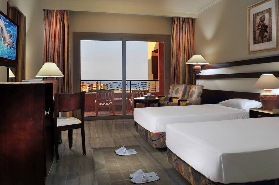 Malikia Resort Abu Dabbab 3