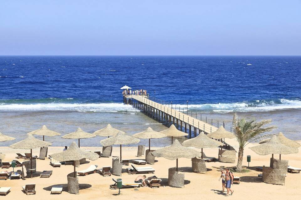Three Corners Sea Beach Resort 4