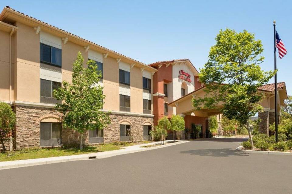Hampton Inn & Suites Thousand Oaks 4