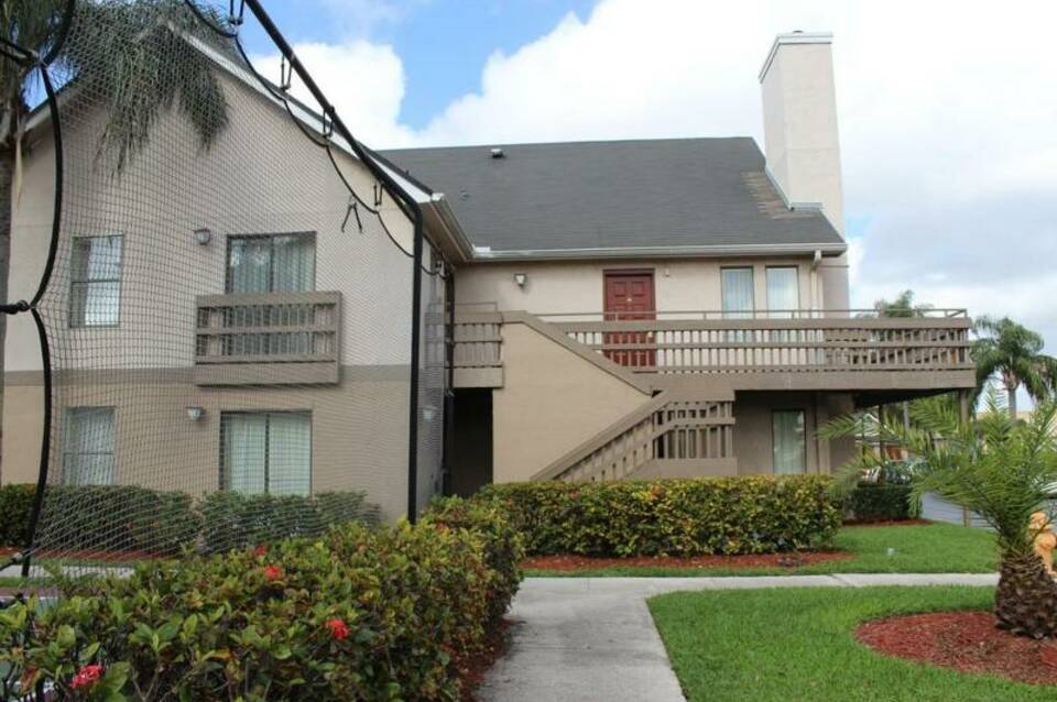Doral Inn & Suites Miami Airport West 2