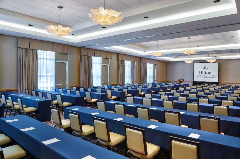 Hilton Los Angeles North-Glendale & Executive Meeting Center 5