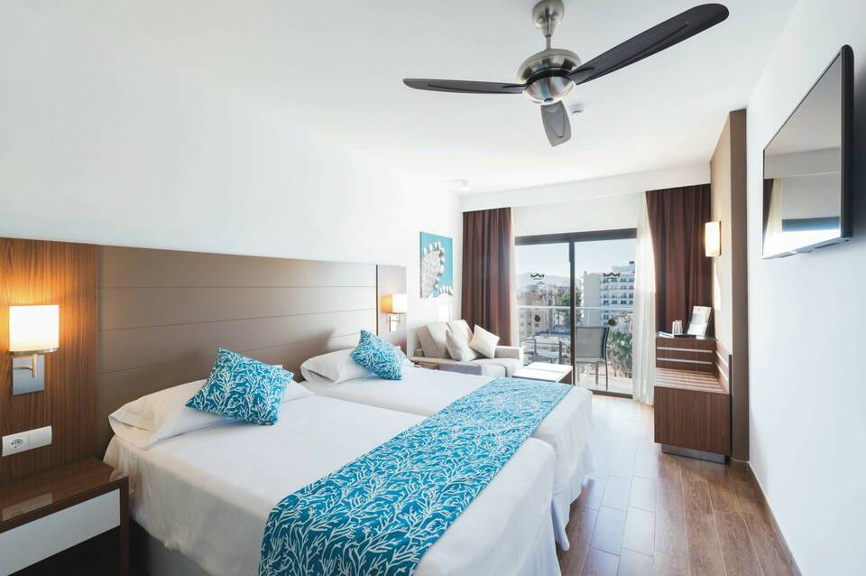 Hotel Riu Bravo 2
