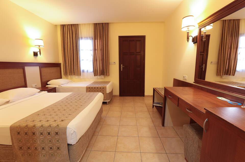 Özlem Garden Hotel 4