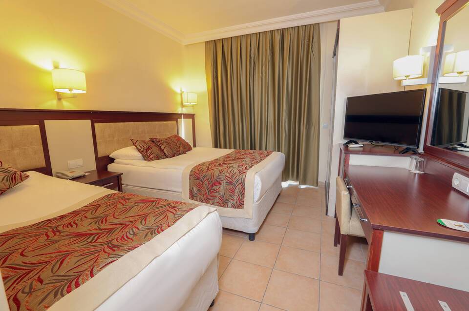 Özlem Garden Hotel 5
