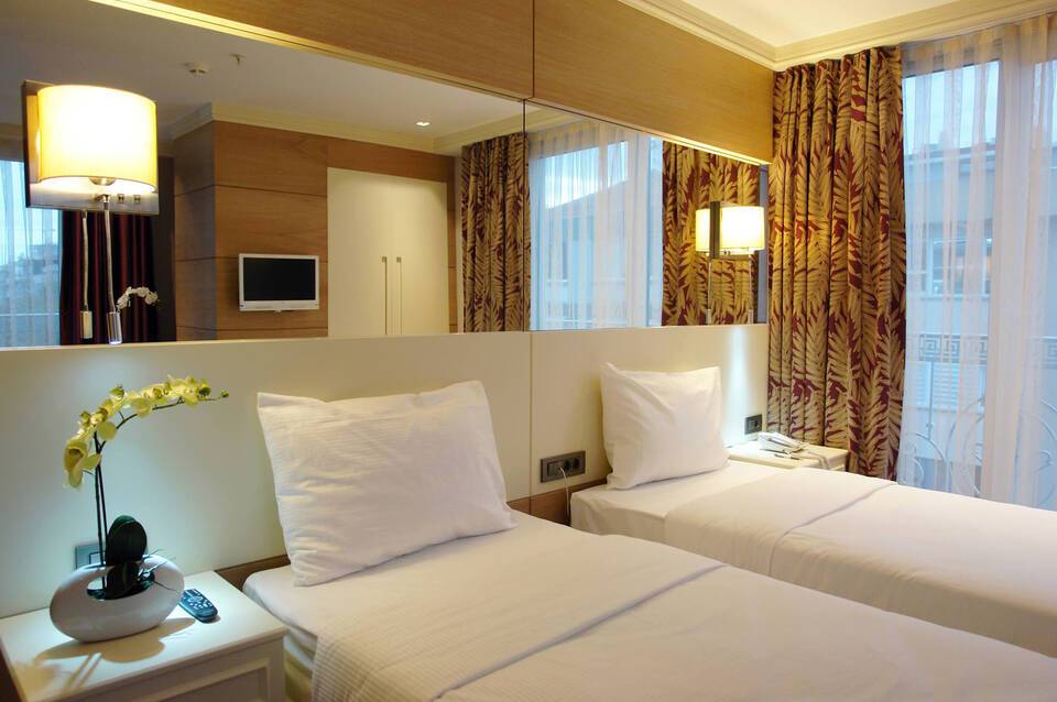 Le Mirage Hotel 2
