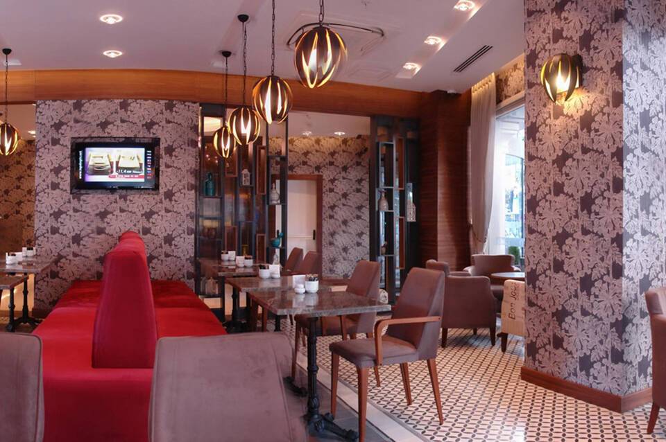 Le Mirage Hotel 5