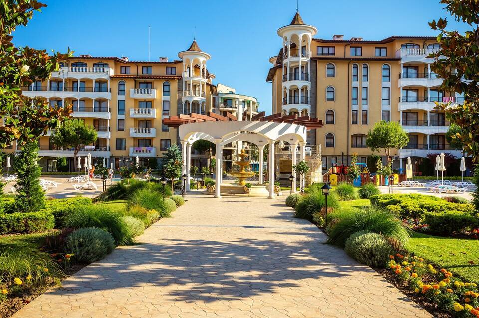 Royal Sun Holiday Complex 5
