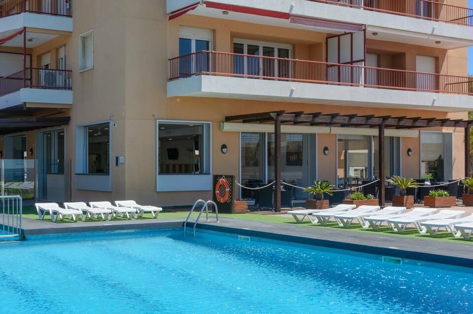 Apartamentos Albatros Family 3