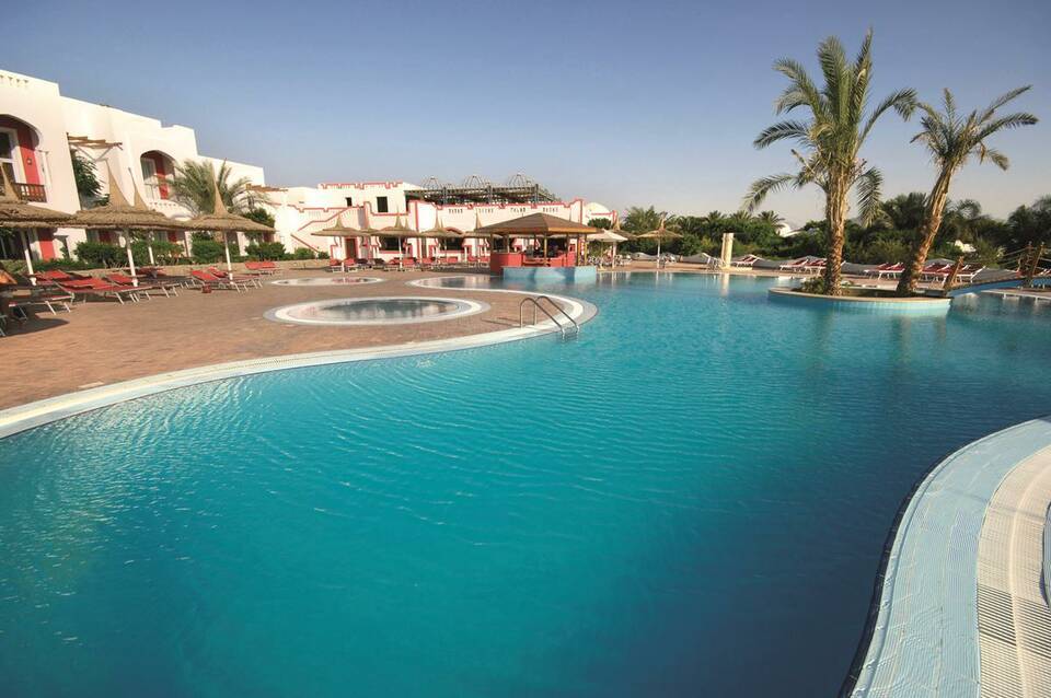 Domina Coral Bay Harem 1