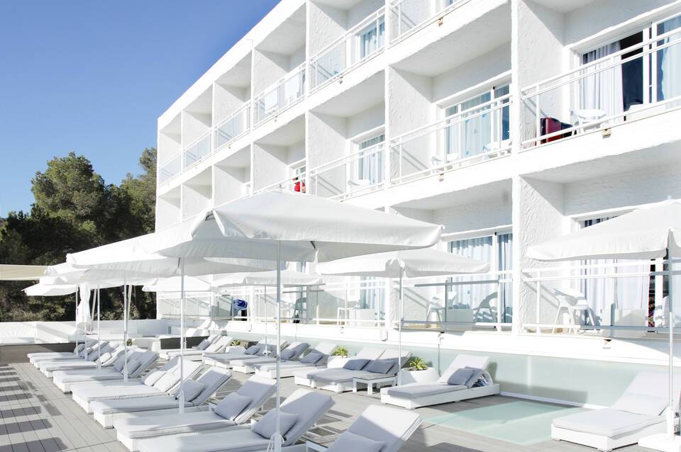 Grupotel Ibiza Beach Resort 1