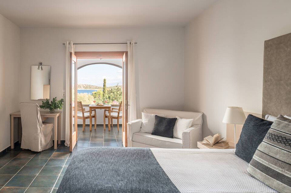 Minos Beach art hotel 3