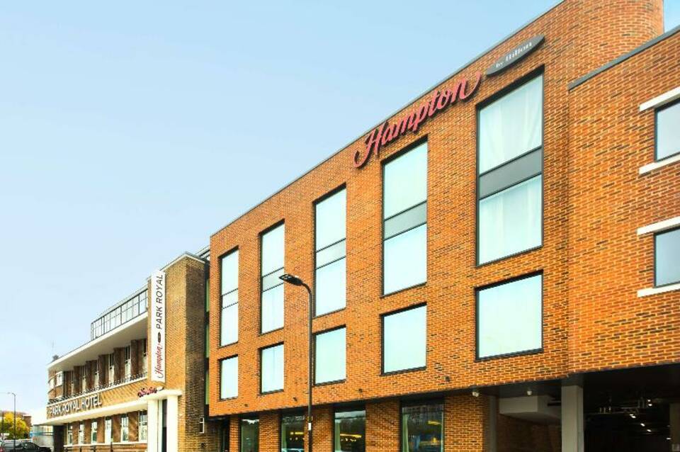 Hampton by Hilton London Park Royal 3